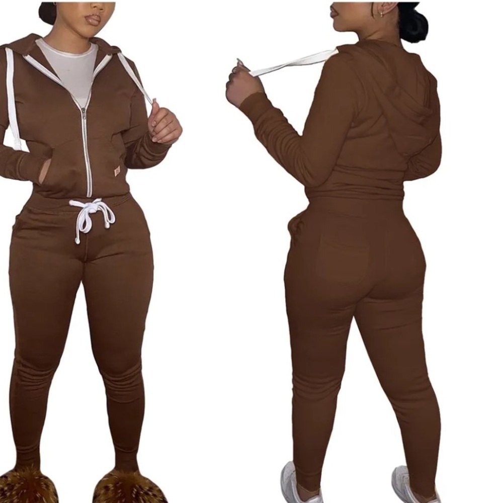 Tracksuit,Sweatsuit, or Jogging Suit